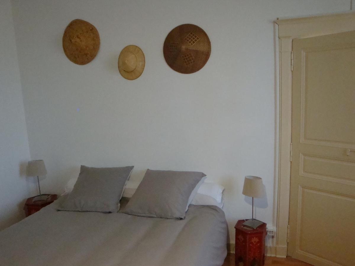 Suite Independante A La Campagne Saint-Aigulin 外观 照片